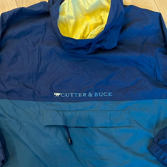Cutter & Buck Windbreaker - Picture 5 of 5